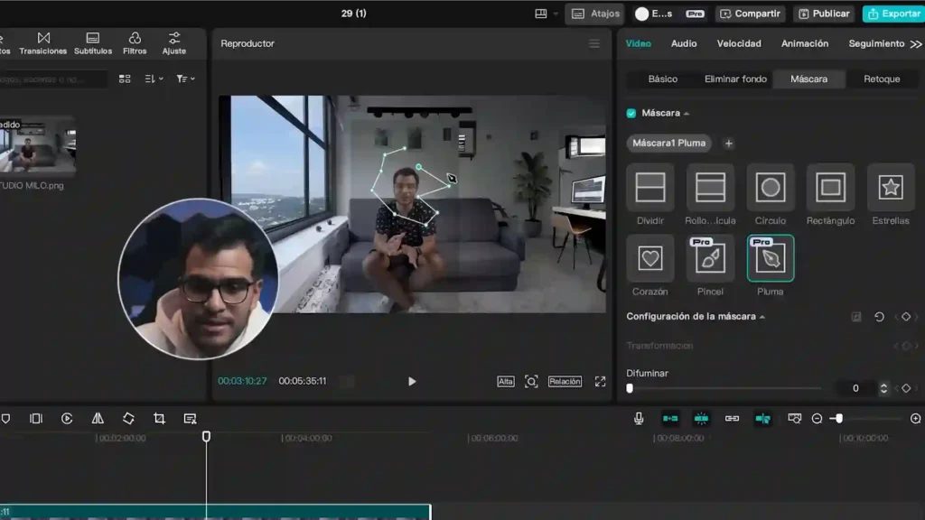 CapCut aplicando inteligencia artificial para crear transiciones y efectos automáticos.